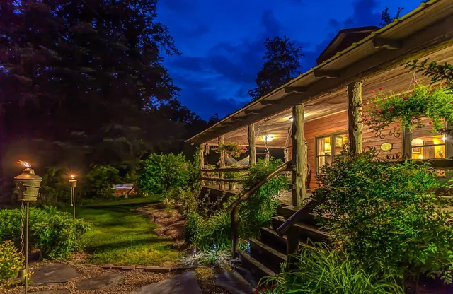 Butterfly Hollow Bed and Breakfast