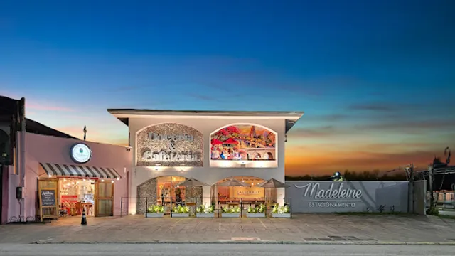 Madeleine | Restaurante, Cafeteria, Confeitaria e Padaria Artesanal