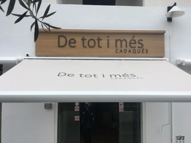 DE TOT I MÉS