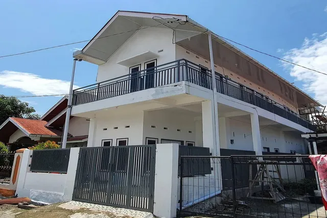 OYO 94119 Pdl Guest House Syariah