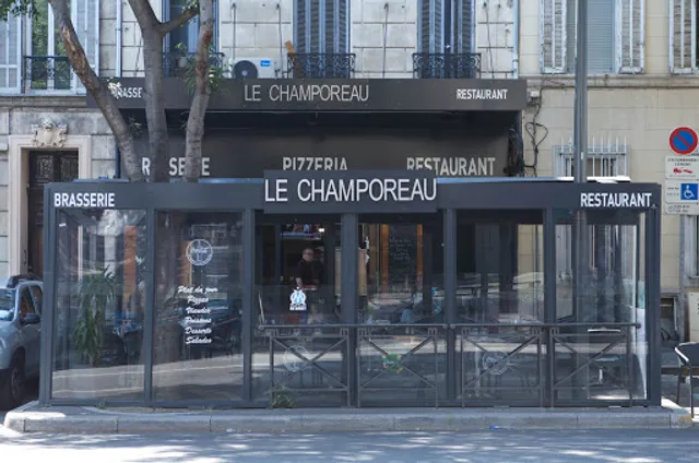 LE CHAMPOREAU