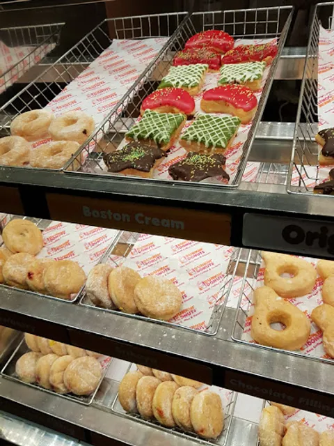 D2 DONUTS Sunter Podomoro