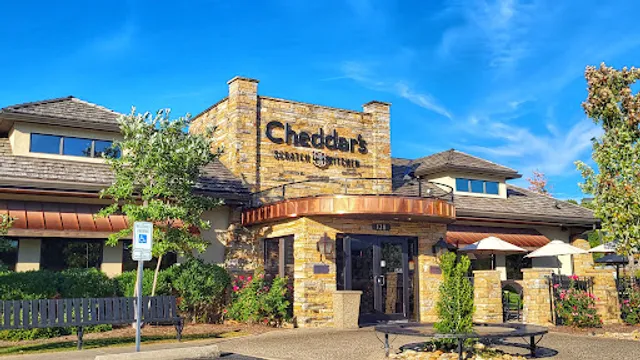 Cheddar's Scratch Kitchen