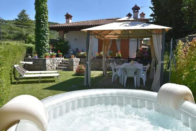 Al Vecchio Glicine - Bed & Breakfast