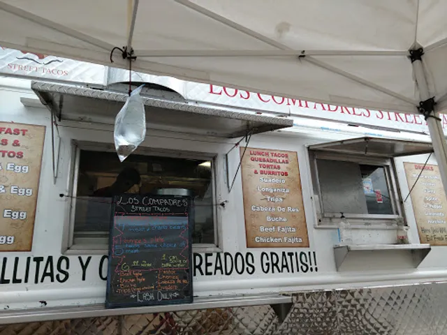 Los Compadres Street Tacos