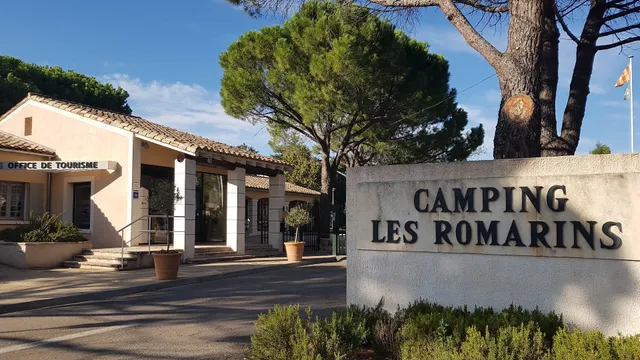 Camping Les Romarins***