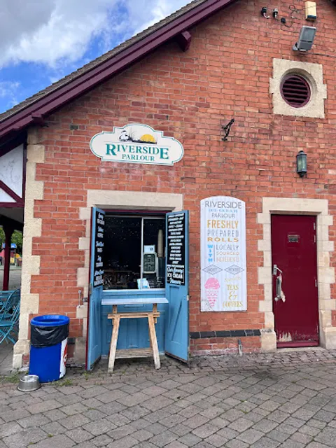 Riverside Ice Cream Parlour