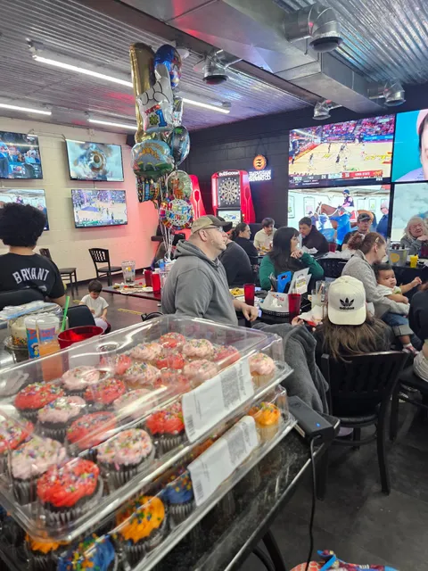 Goose's Bar and Grill