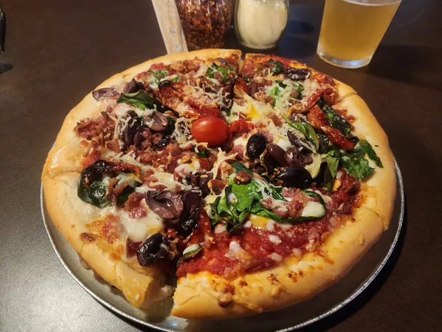 Mater’s Pizza & Pasta Emporium