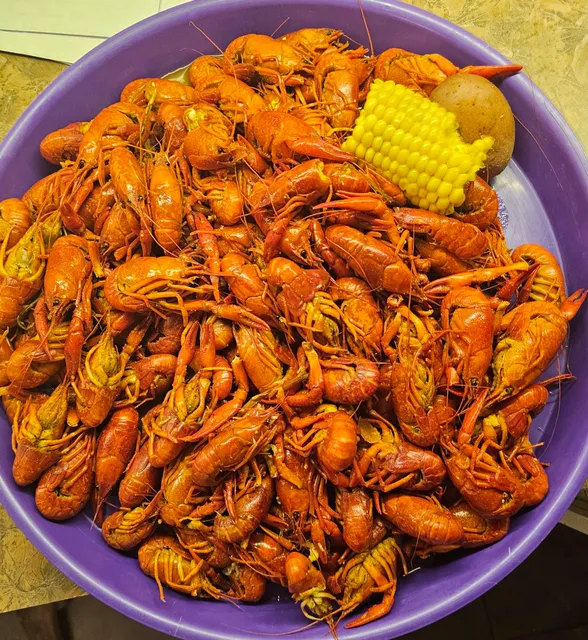 John Mos Crawdads