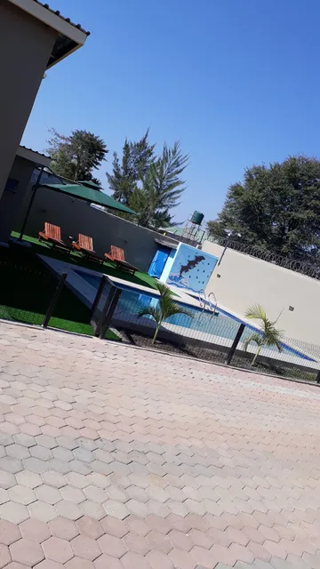 Darren Court Apartments