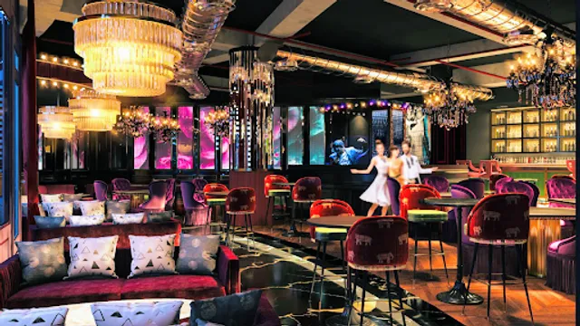 Rubarru Gardens Galleria