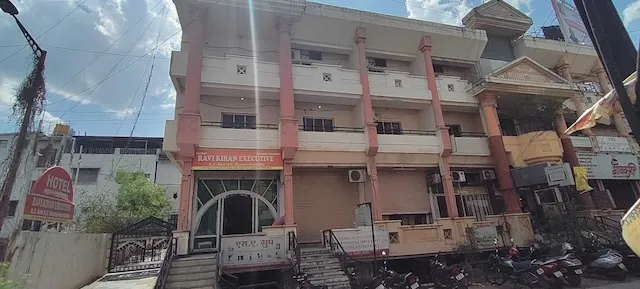 OYO Flagship 813456 Hotel Ravikiran Executive