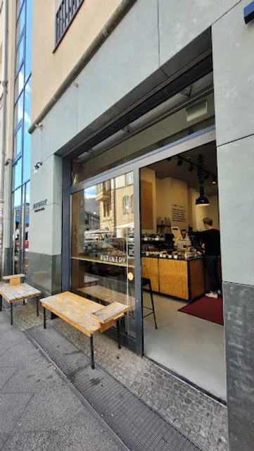 Refinery High End Coffee