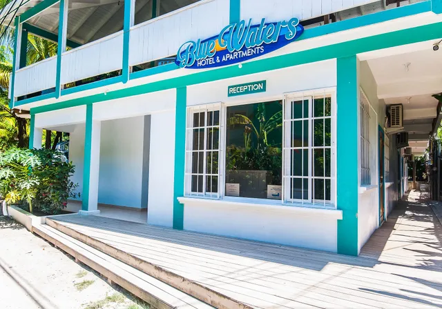 Blue Waters Hotel and Apartments