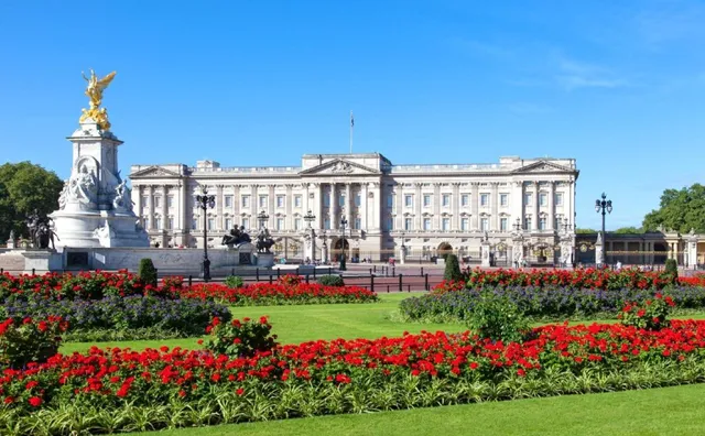 Court Wing - Park Grand Paddington Court