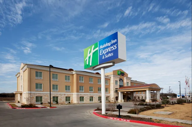 Holiday Inn Express & Suites Georgetown by IHG