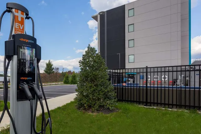 Tru by Hilton Ashland