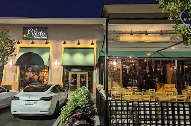 El Puesto Cocina y Cantina