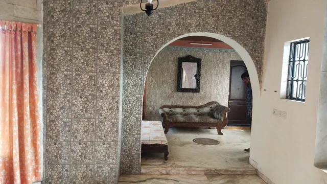 Bailey's castle Villa