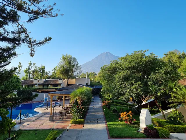 Club Premier at Solei