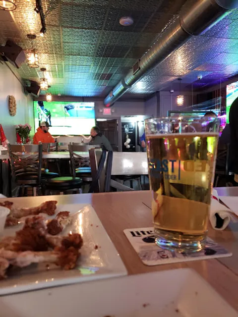 Four Square Restaurant & Bar