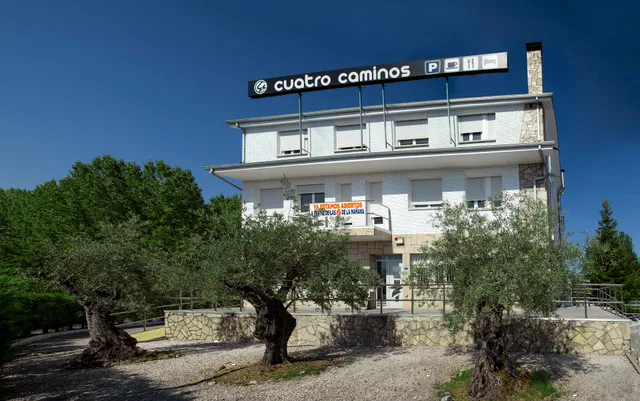 Hostal Restaurante Cuatro Caminos