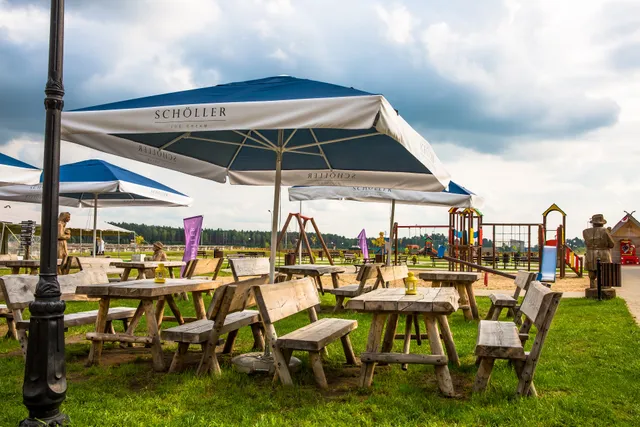 Kurpiowska Kraina - Wydmusy/Myszyńca: Ośrodek wypoczynkowy & Restauracja