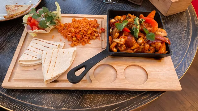 Mister Chang I King Kong Pitstsa