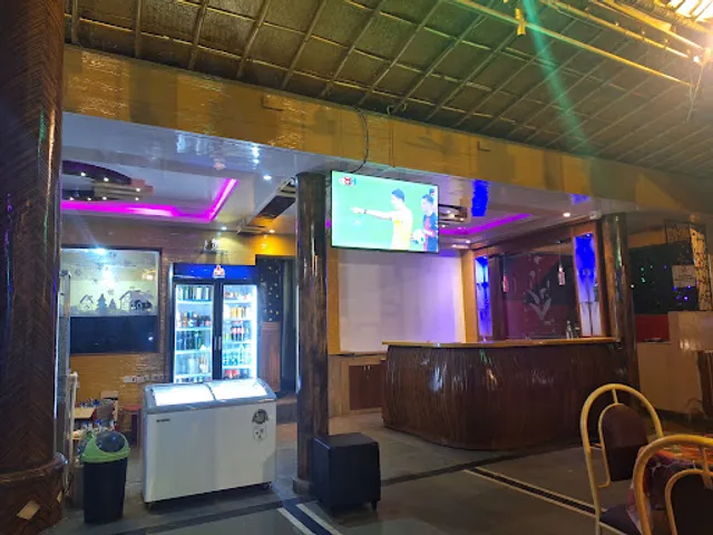 VG's Vernon Glorio Bar & Restaurant