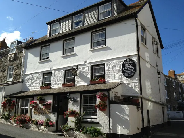 Downlong Cottage St Ives