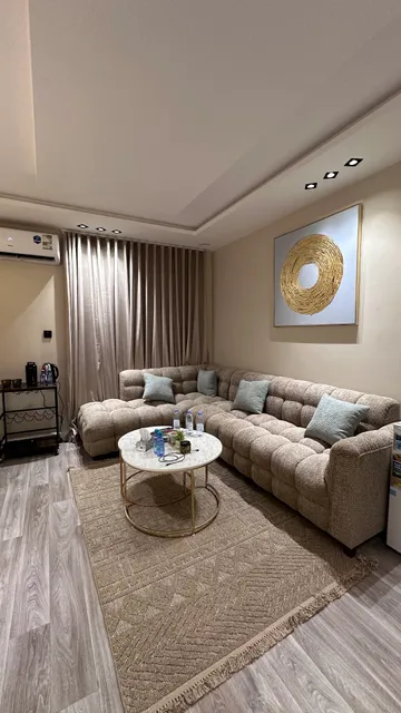 شقق •ملاذ• الذاتيه