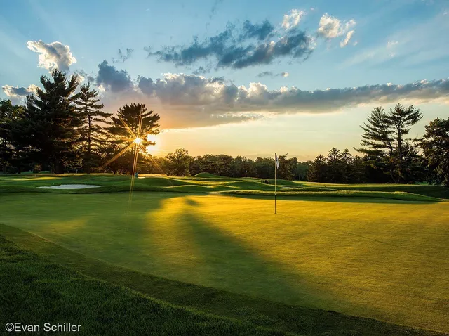 The Riverton Country Club