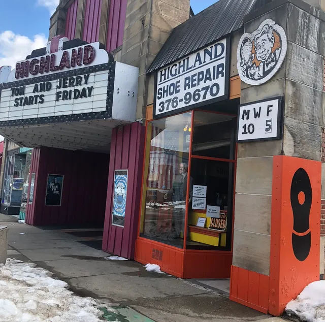 Highland Square Theatre