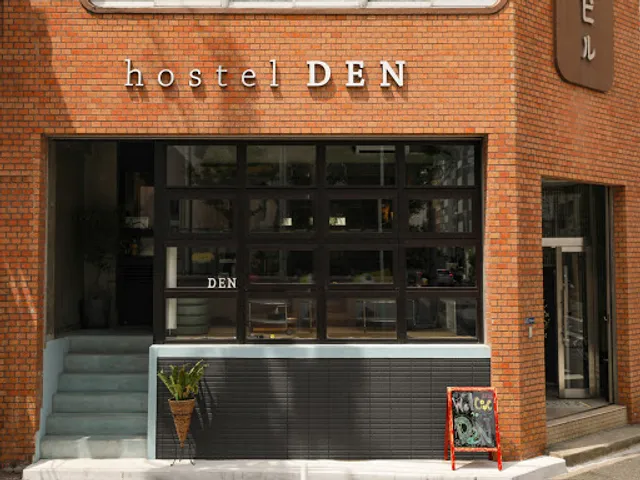 Hostel DEN