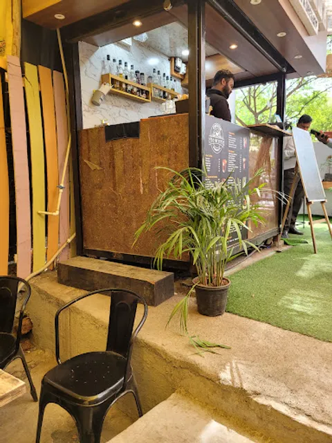 The Crema Coffee and Dessert