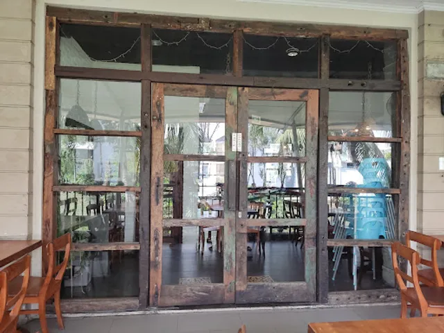 Warung Tekko - Green Lake City