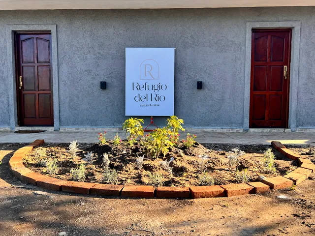 Refugio del Rio Suites