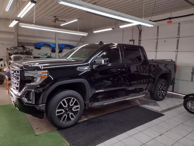 Throwin' Shade Window Tint