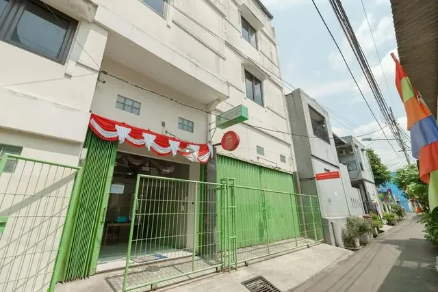 Green Apple Residence near Sarinah Mitra RedDoorz