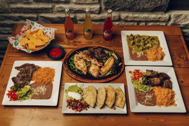 El Vaquero Mexican Grill