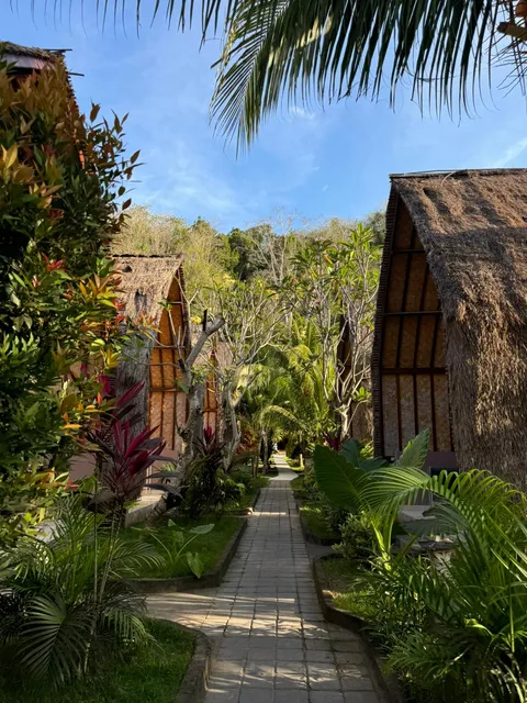 Crystal Bay Beach Bungalow