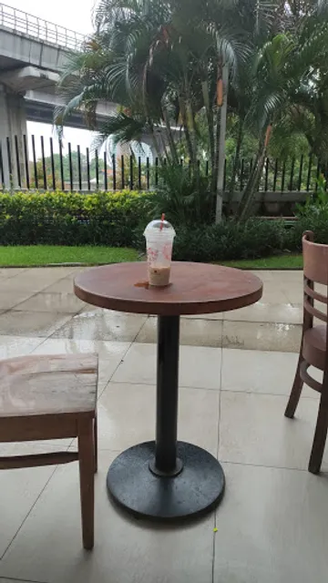 J.co Donuts & Coffee Grand Metropolitan Bekasi