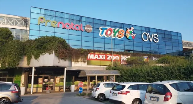 Complesso Commerciale Le Vele