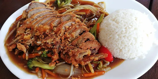 Sy Tam Asiatische Spezialitäten