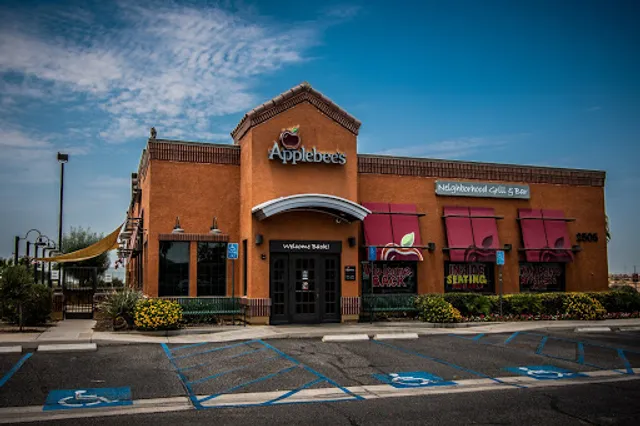 Applebee's Grill + Bar