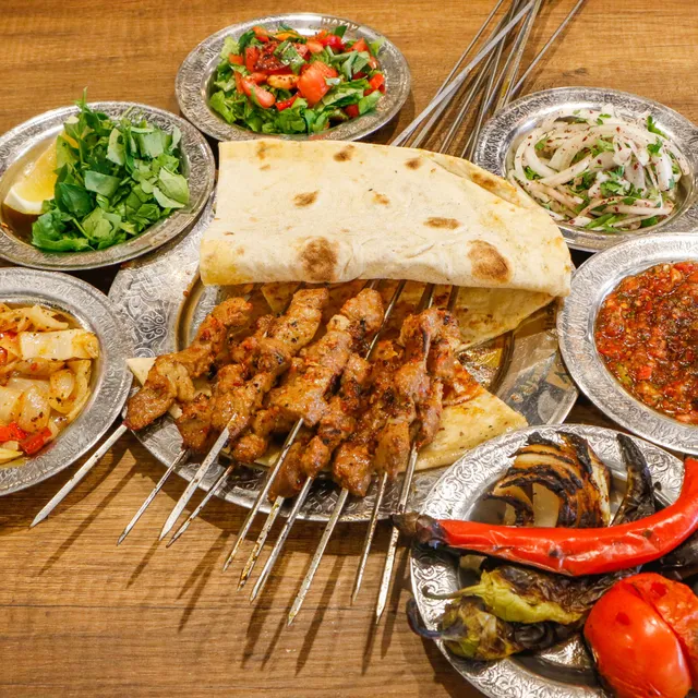 Hatay Çöpşiş & Künefe