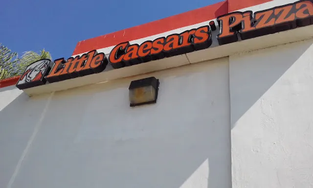 Little Caesars Pizza "Cruz del Sur"