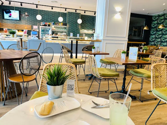 La Hermosita Valdebebas