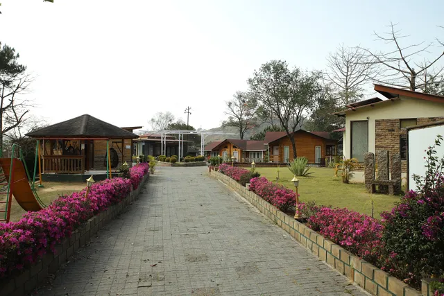 Rishat Sngi Orchid Resort